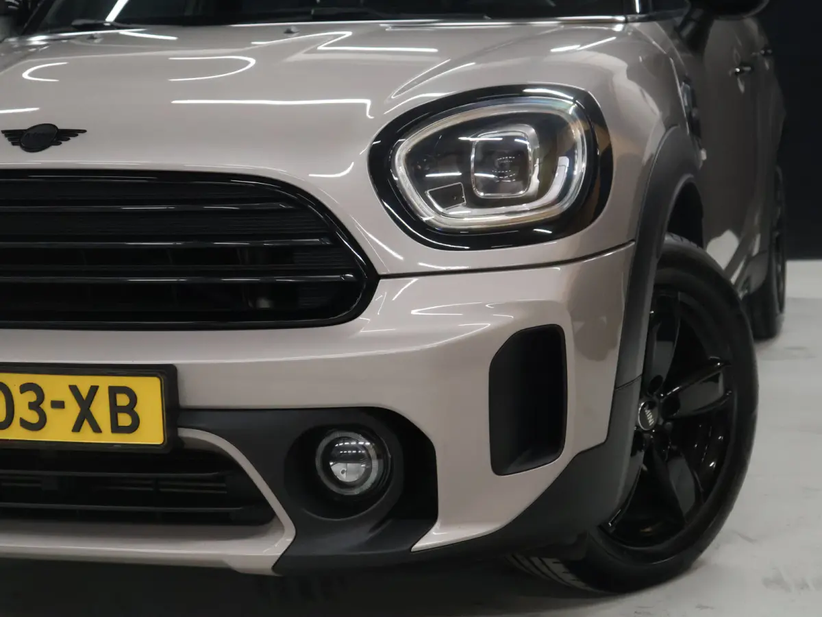 1.5 Cooper Business Sport Edition [APPLE CARPLAY, STOELVERWARMING, CRUISE CONTROL, PDC ACHTER, LED, AUTOMAAT, ANDROID, MULTIFUNCTIONEEL STUURWIEL, BLUETOOTH, NAVIGATIE, NIEUWSTAAT]