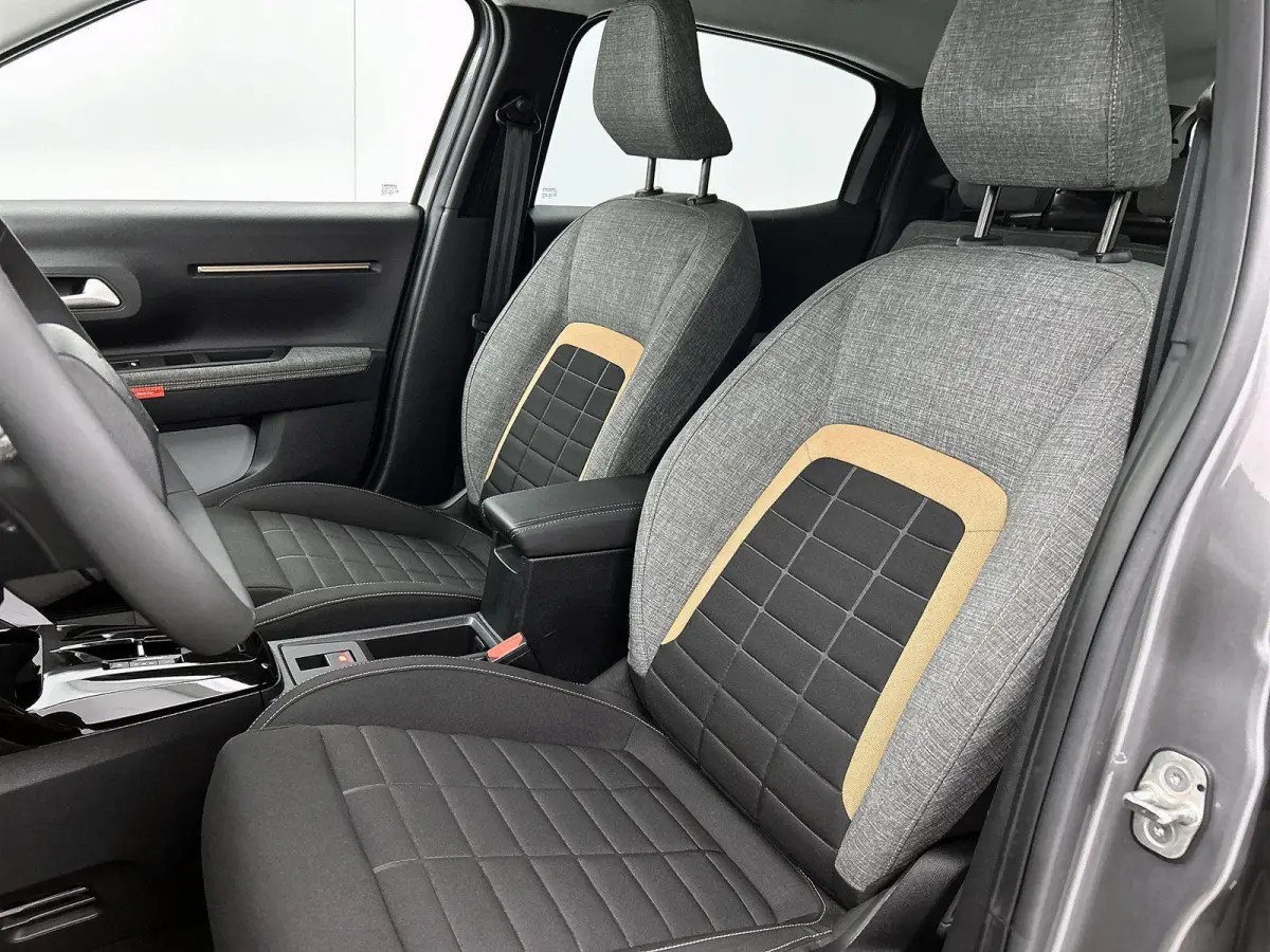 1.2 Hybrid 145pk Plus Automaat | Apple Carplay/Android Auto | Climate Control | Cruise Control | Achteruitrijcamera | Parkeersensoren |