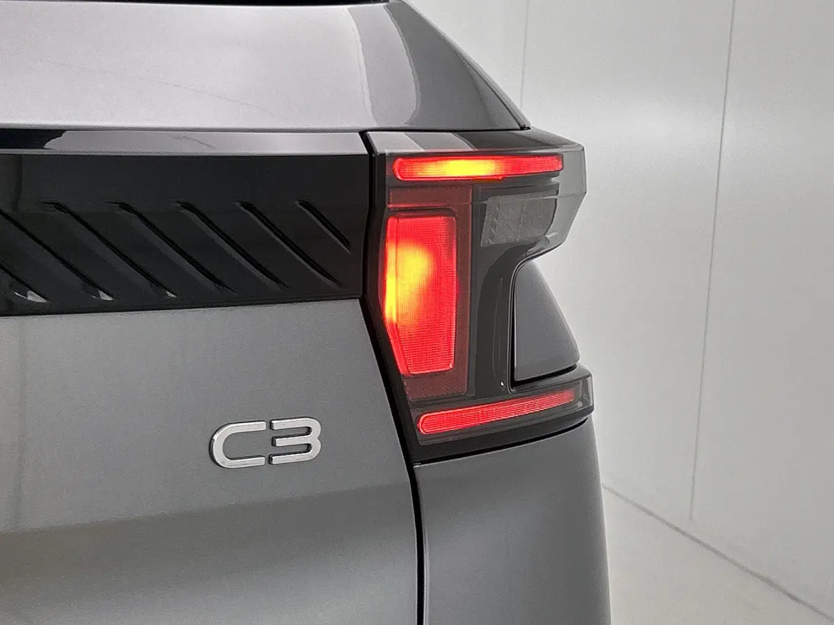 1.2 Hybrid 145pk Plus Automaat | Apple Carplay/Android Auto | Climate Control | Cruise Control | Achteruitrijcamera | Parkeersensoren |