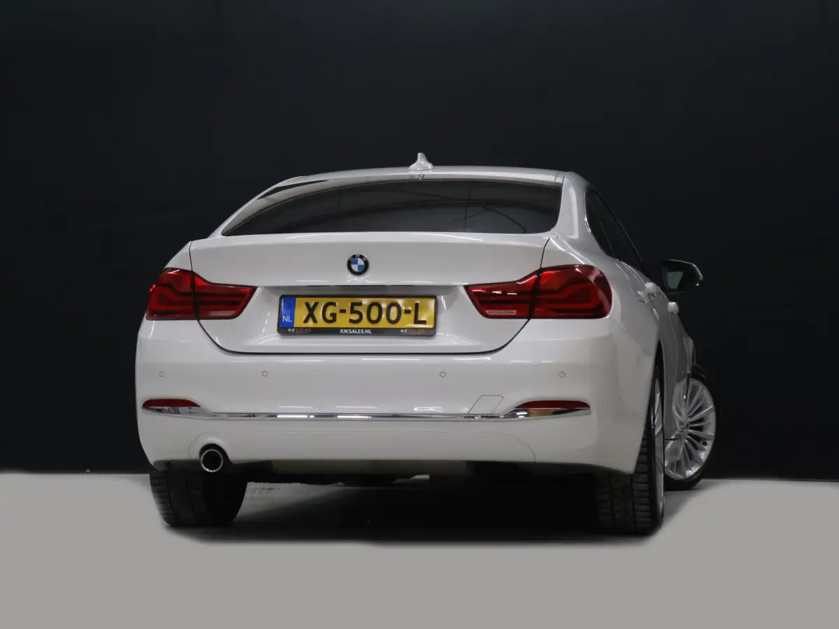 418i High Executive [GROOT NAVIGATIE, STOELVERWARMING, VOL LEDER, CRUISE CONTROL, LED, BLUETOOOTH, DIGITAL DASH, ELEKTRISCHE ACHTERKLEP, NIEUWSTAAT]