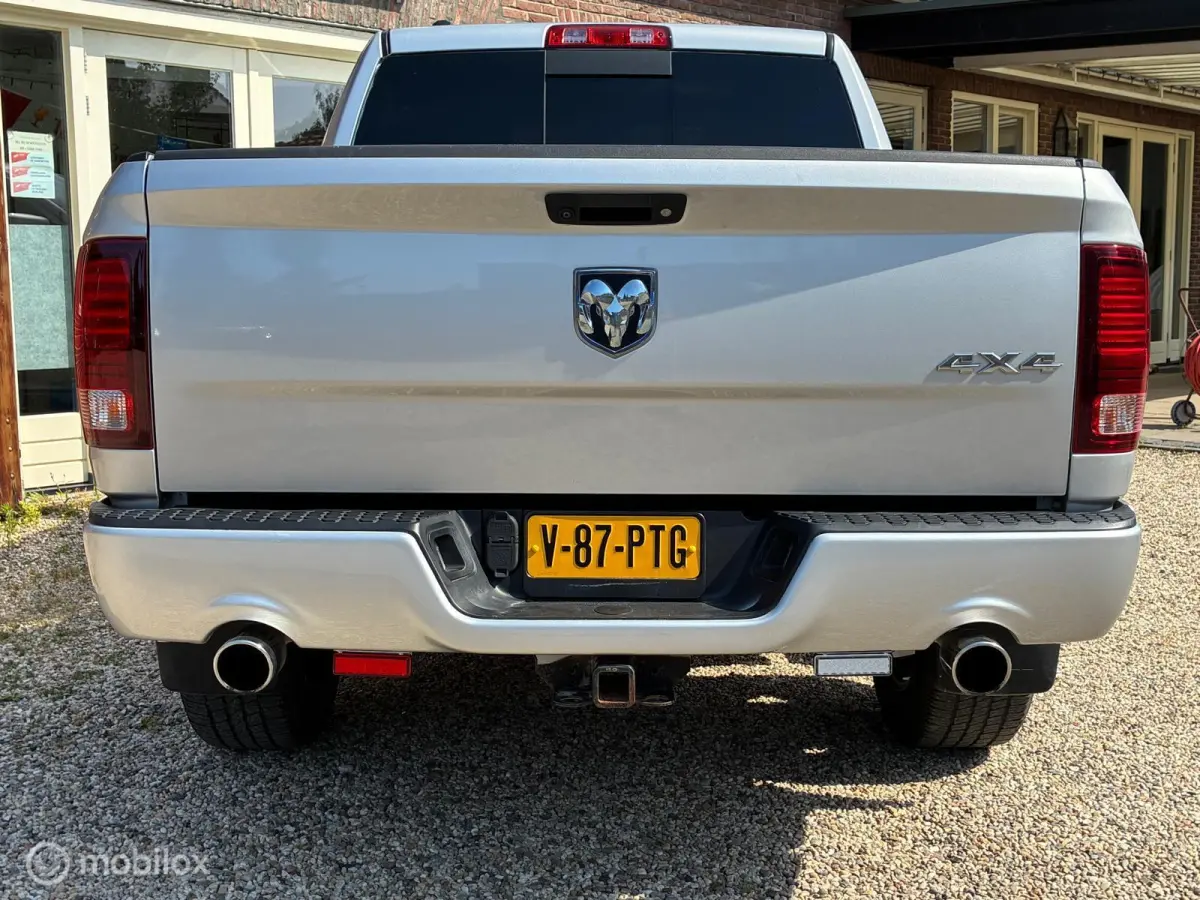 1500 4X4 5.7 V8 4x4 Crew Cab 5'7 Benzine