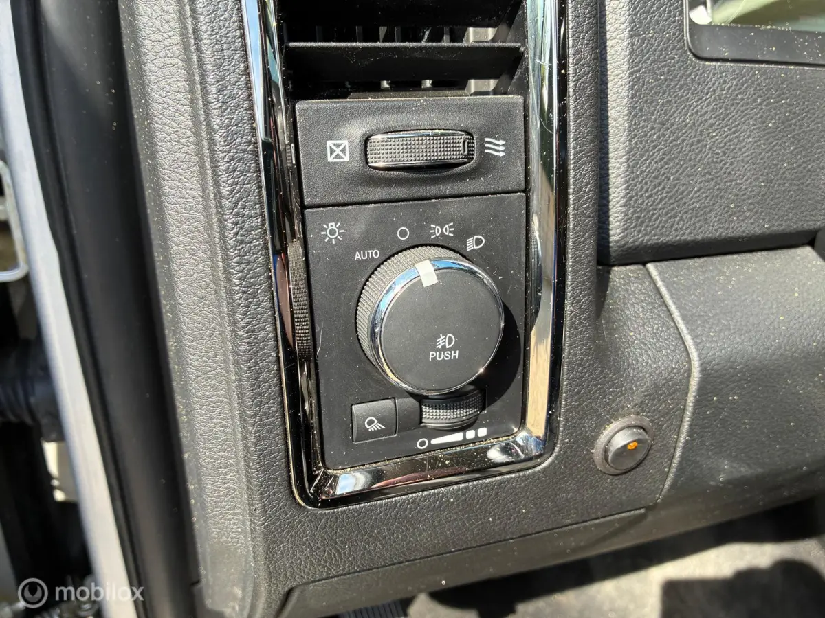 1500 4X4 5.7 V8 4x4 Crew Cab 5'7 Benzine