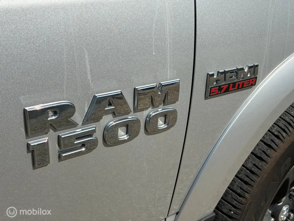 1500 4X4 5.7 V8 4x4 Crew Cab 5'7 Benzine