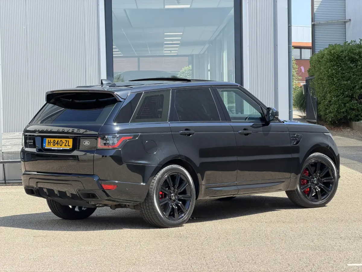 P400e HSE | NL-auto 1e eig. / volledige historie / Pano-Dak / Black Pack