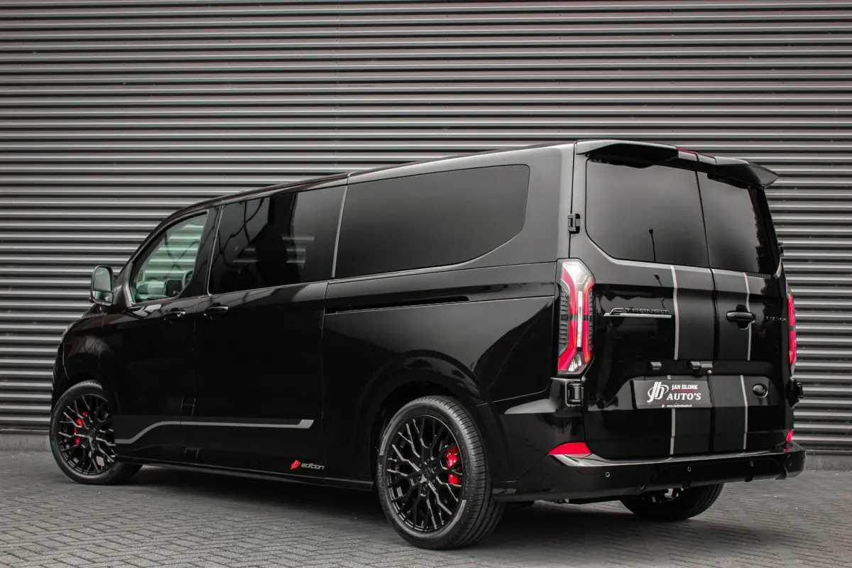 Cust. 320 L2H1 Sport 71 kWh DC DUBBEL CABINE / JB-EDITON / CAMERA / 370KM RANGE / APPLE CARPLAY DRIVERS-PACK /FULL
