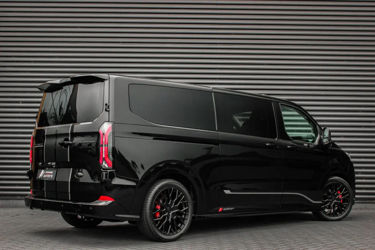 Cust. 320 L2H1 Sport 71 kWh DC DUBBEL CABINE / JB-EDITON / CAMERA / 370KM RANGE / APPLE CARPLAY DRIVERS-PACK /FULL