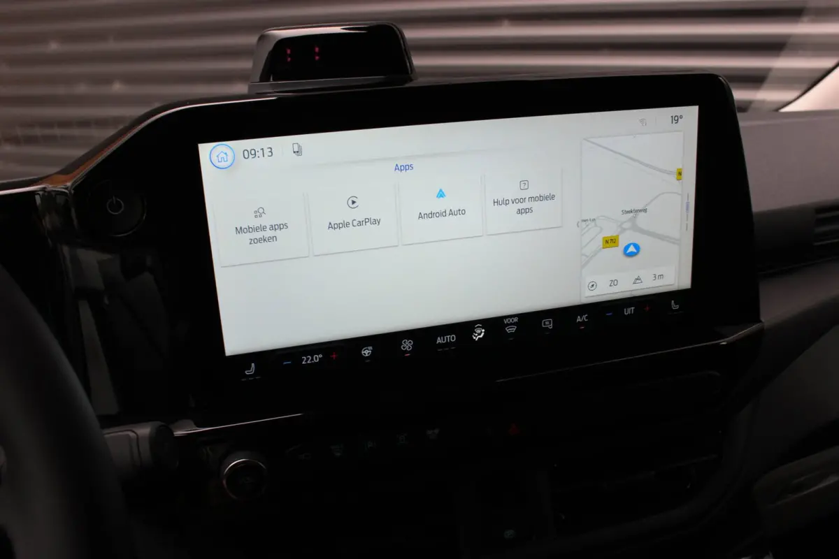 Cust. 320 L2H1 Sport 71 kWh DC DUBBEL CABINE / JB-EDITON / CAMERA / 370KM RANGE / APPLE CARPLAY DRIVERS-PACK /FULL