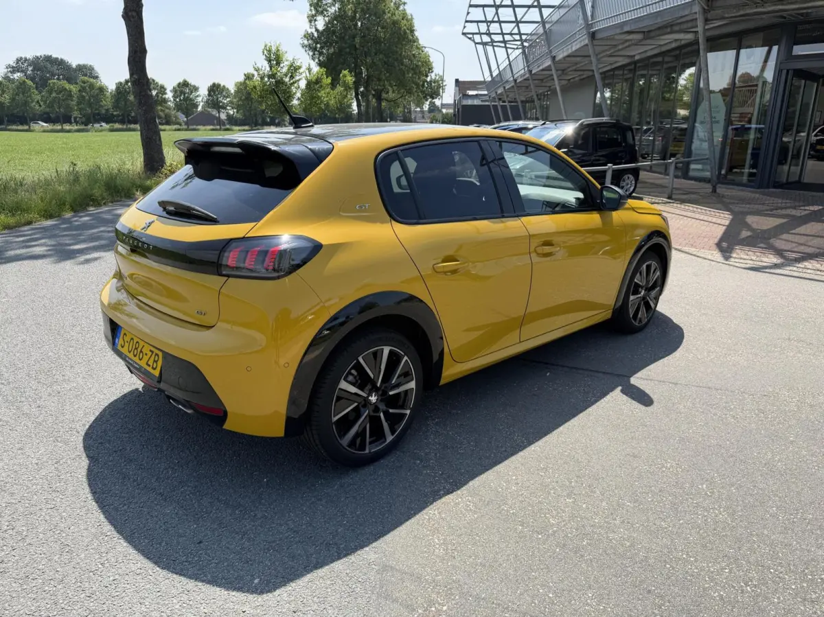 130pk GT Automaat LUXE