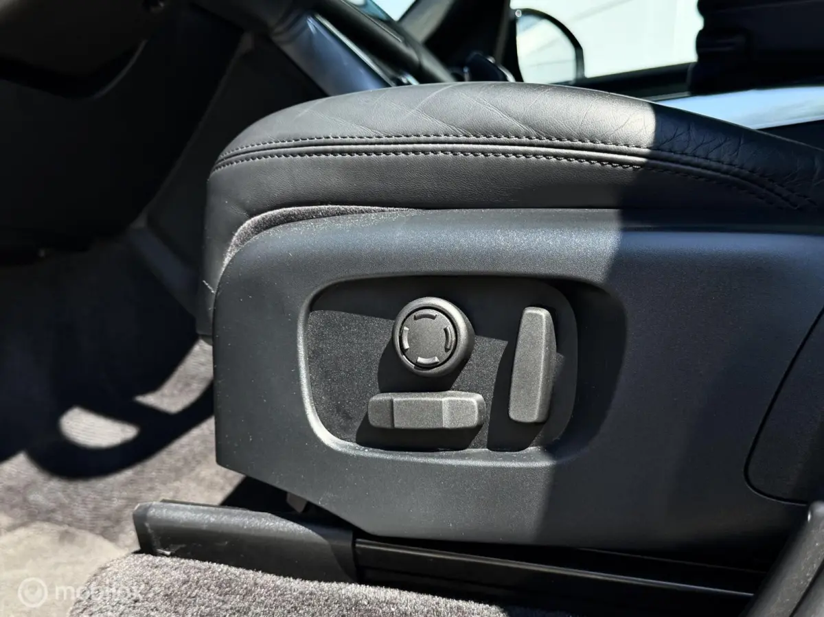 2.0 P400e Autobiography Dynamic |Pano|Meridian|HUD