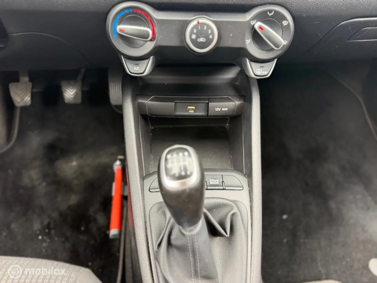 1.0 T-GDi MHEV DynamicLine | NAP | Nederlandse Auto | CarPlay | Achteruitrijcamera | 2021