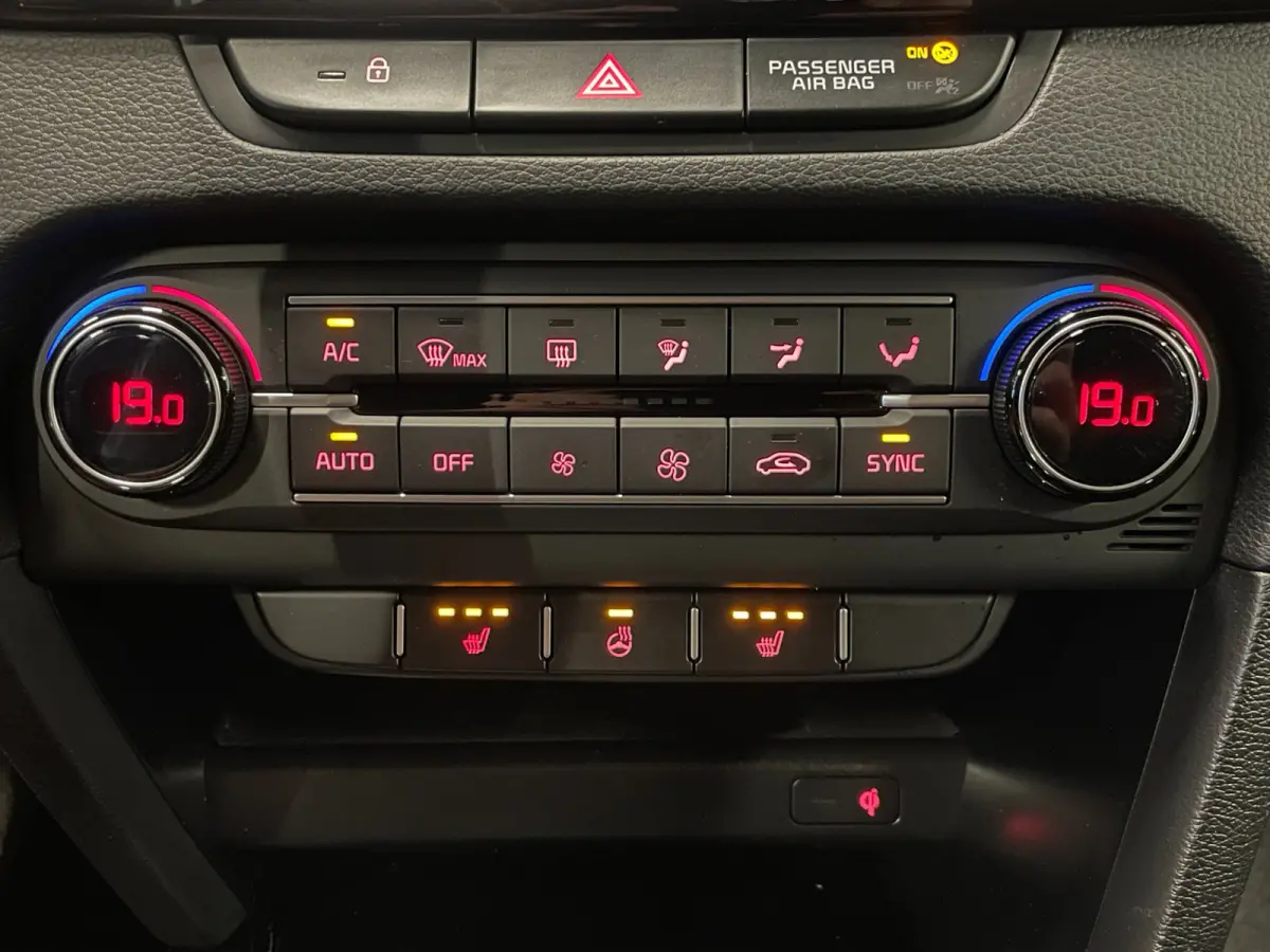 1.5 T-GDi GT-Line|160PK|TREKHAAK|ACC|DIGITAL|KEYLESS|JBL|CARPLAY|ANDROID|STOEL+STUURVERW|CAMERA|CRUISE+CLIMA|