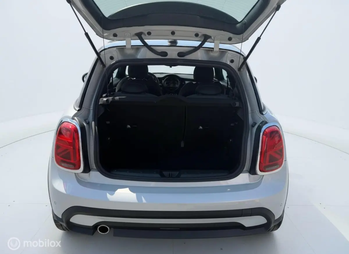1.5 Cooper Business Edition | NAP | Nederlandse Auto | Navigatie | Cruise Control | 136 PK | 2021