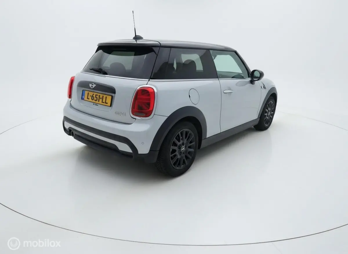 1.5 Cooper Business Edition | NAP | Nederlandse Auto | Navigatie | Cruise Control | 136 PK | 2021