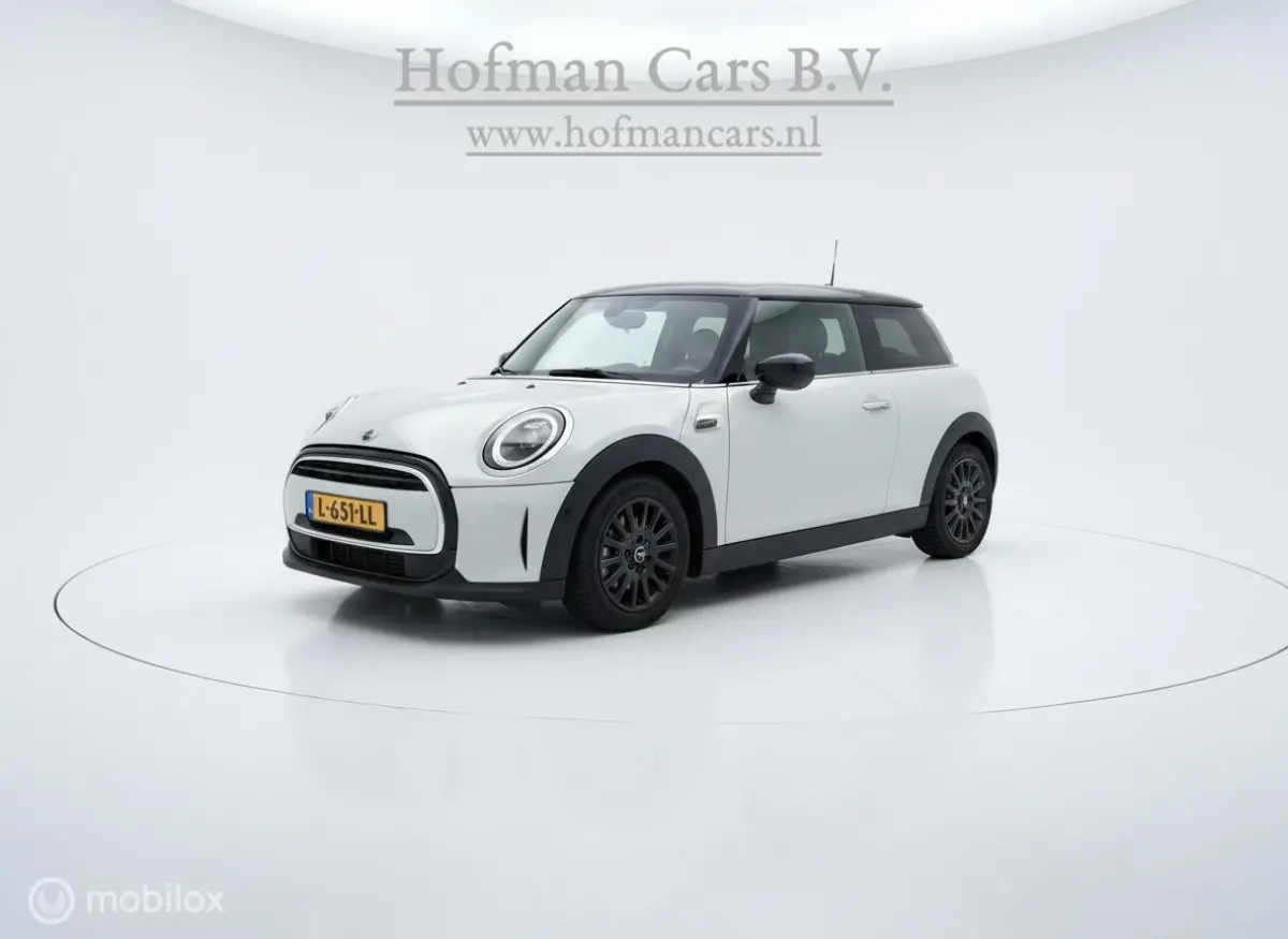 1.5 Cooper Business Edition | NAP | Nederlandse Auto | Navigatie | Cruise Control | 136 PK | 2021