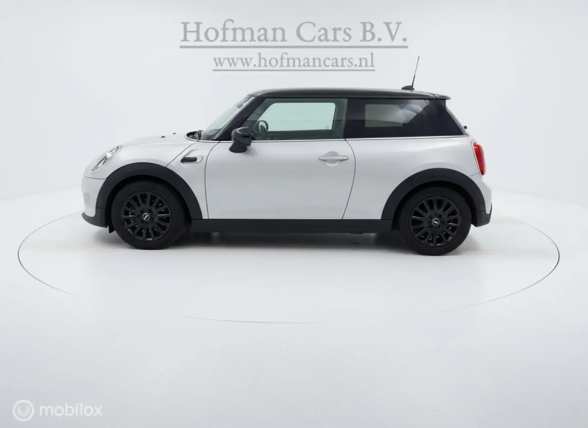 1.5 Cooper Business Edition | NAP | Nederlandse Auto | Navigatie | Cruise Control | 136 PK | 2021