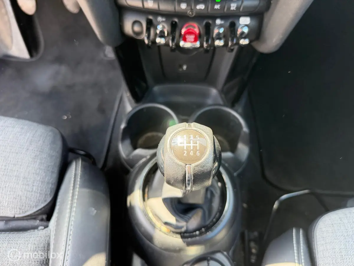 1.5 Cooper Business Edition | NAP | Nederlandse Auto | Navigatie | Cruise Control | 136 PK | 2021