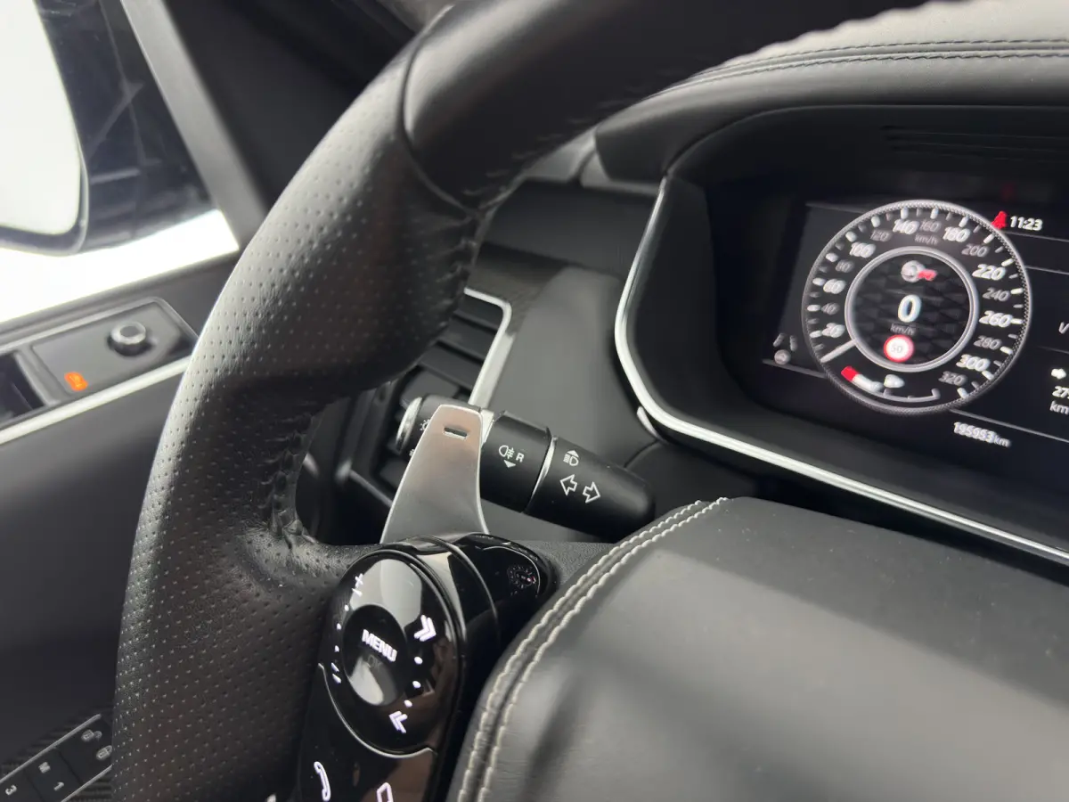 5.0 V8 SC SVR Aut. *PANO | LEATHER | MATRIX-LED | HEAD-UP | CARBON | ADAPTIVE-CRUISE | MEMORY-PACK | MERIDIAN-AUDIO | BLINDSPOT | TOPVIEW | DIGI-COCKPIT | HEATED-SPORTSEATS | PRIVACY-GLASS |