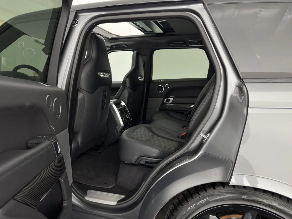 5.0 V8 SC SVR Aut. *PANO | LEATHER | MATRIX-LED | HEAD-UP | CARBON | ADAPTIVE-CRUISE | MEMORY-PACK | MERIDIAN-AUDIO | BLINDSPOT | TOPVIEW | DIGI-COCKPIT | HEATED-SPORTSEATS | PRIVACY-GLASS |
