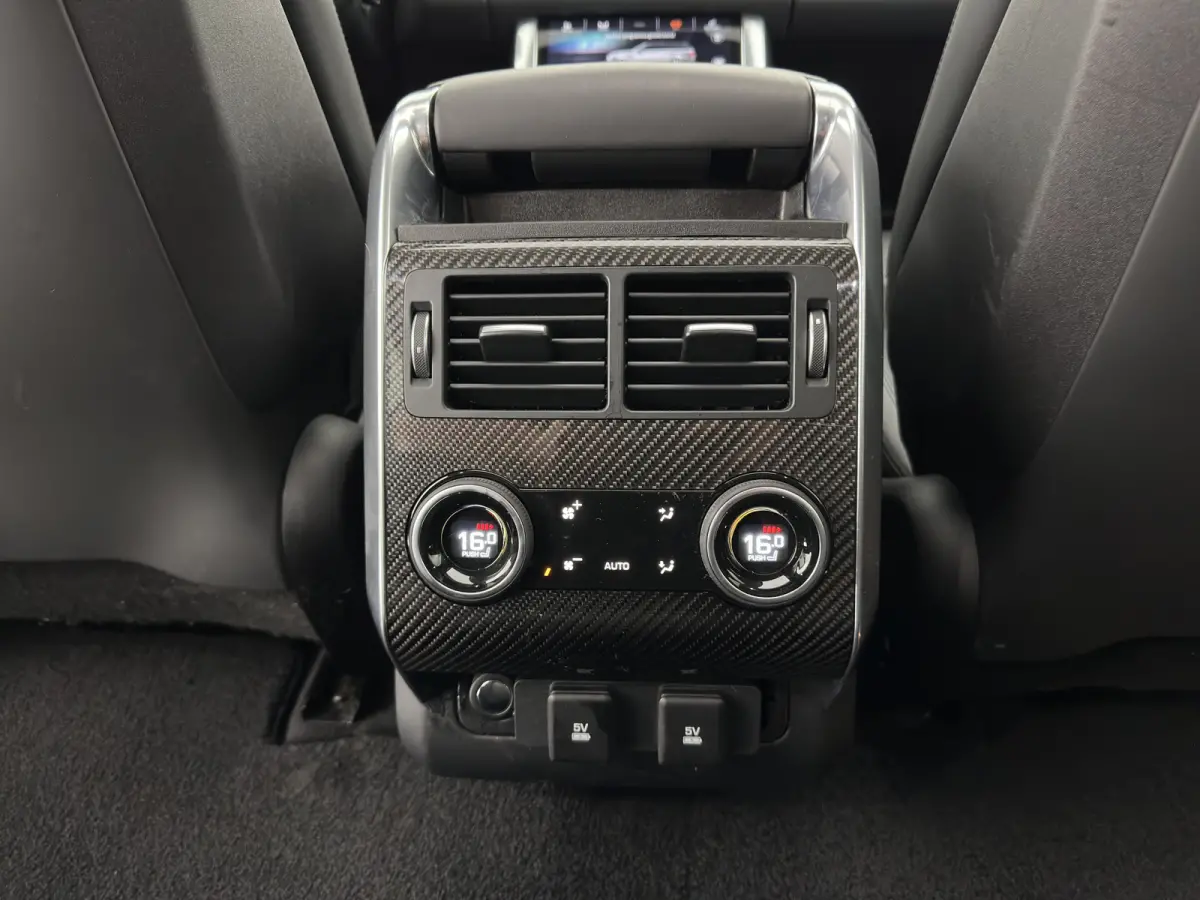 5.0 V8 SC SVR Aut. *PANO | LEATHER | MATRIX-LED | HEAD-UP | CARBON | ADAPTIVE-CRUISE | MEMORY-PACK | MERIDIAN-AUDIO | BLINDSPOT | TOPVIEW | DIGI-COCKPIT | HEATED-SPORTSEATS | PRIVACY-GLASS |