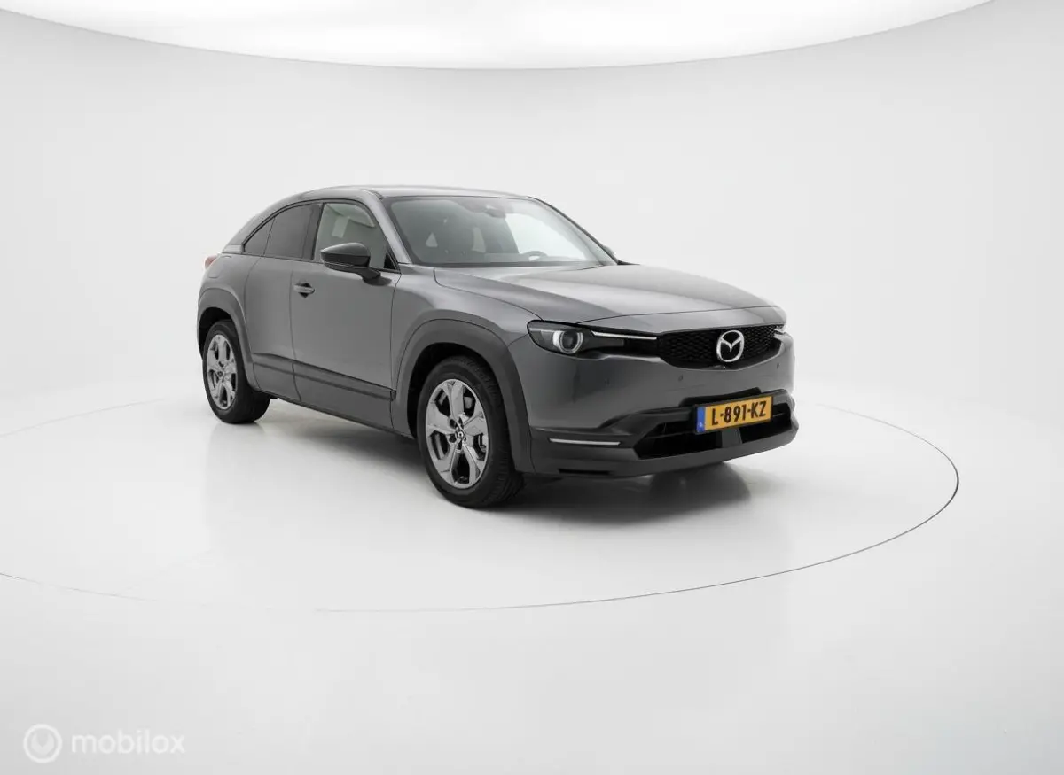e-SkyActiv Comfort 36 kWh | NAP | SOH 91% | Head-up Display | Camera | Stoelverwarming | 2021
