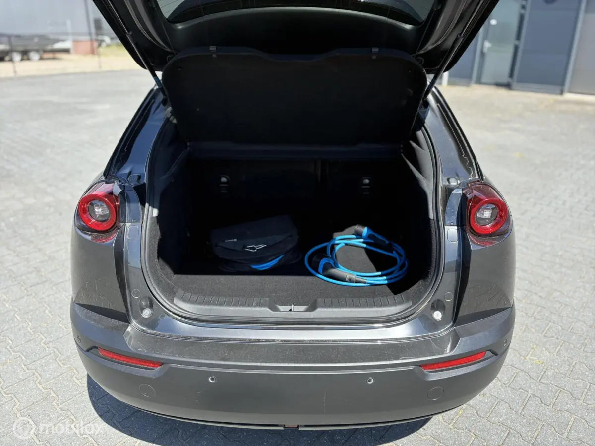 e-SkyActiv Comfort 36 kWh | NAP | SOH 91% | Head-up Display | Camera | Stoelverwarming | 2021