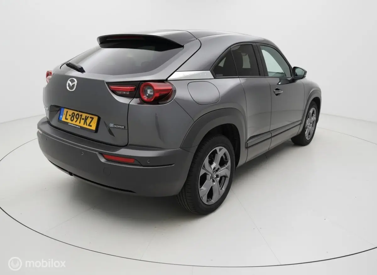 e-SkyActiv Comfort 36 kWh | NAP | SOH 91% | Head-up Display | Camera | Stoelverwarming | 2021