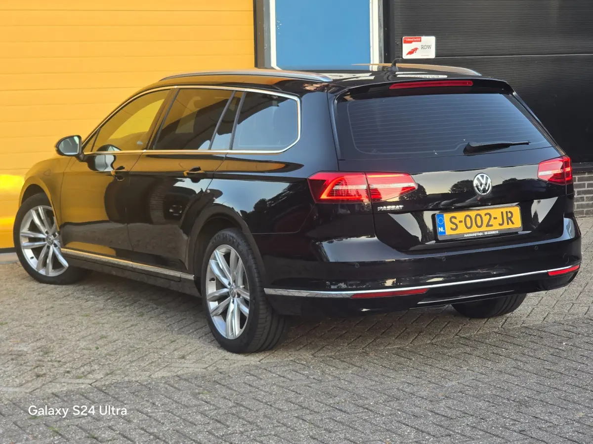 2.0 TDI Highline Business R / Aut / Acc / 150 PK / Lane Assist / Camera / Elek Pakket / Xenon / Pdc / 18