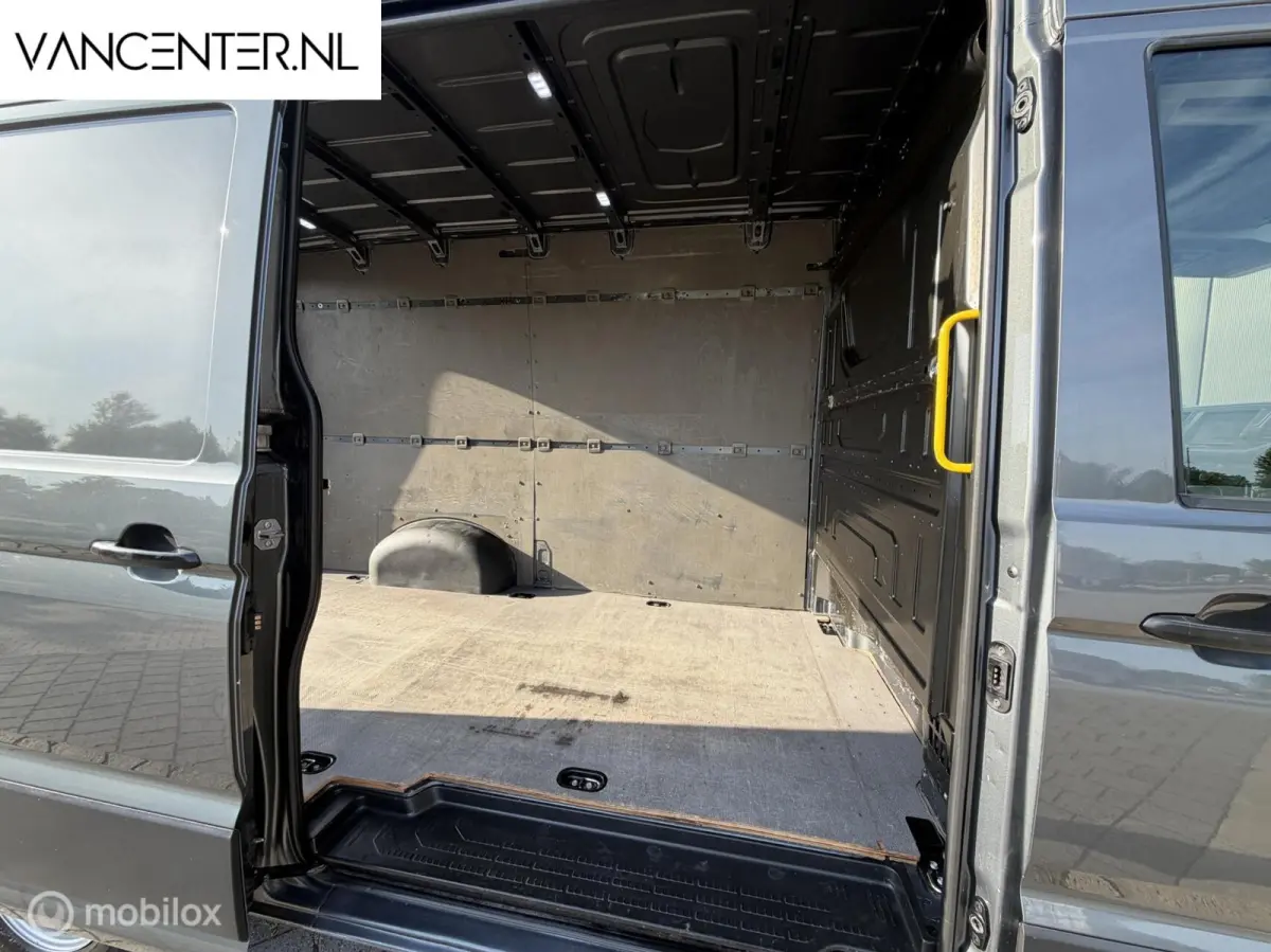 Bestel 30 2.0 TDI L3H3 Highline
