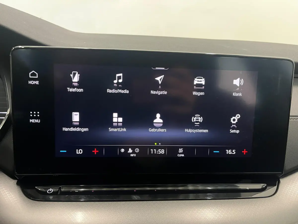 1.0 e-TSI Business Edition Trekhaak Airco ECC Navi Wireless Carplay PDC VA Full LED Virtual Cockpit Cruise Control