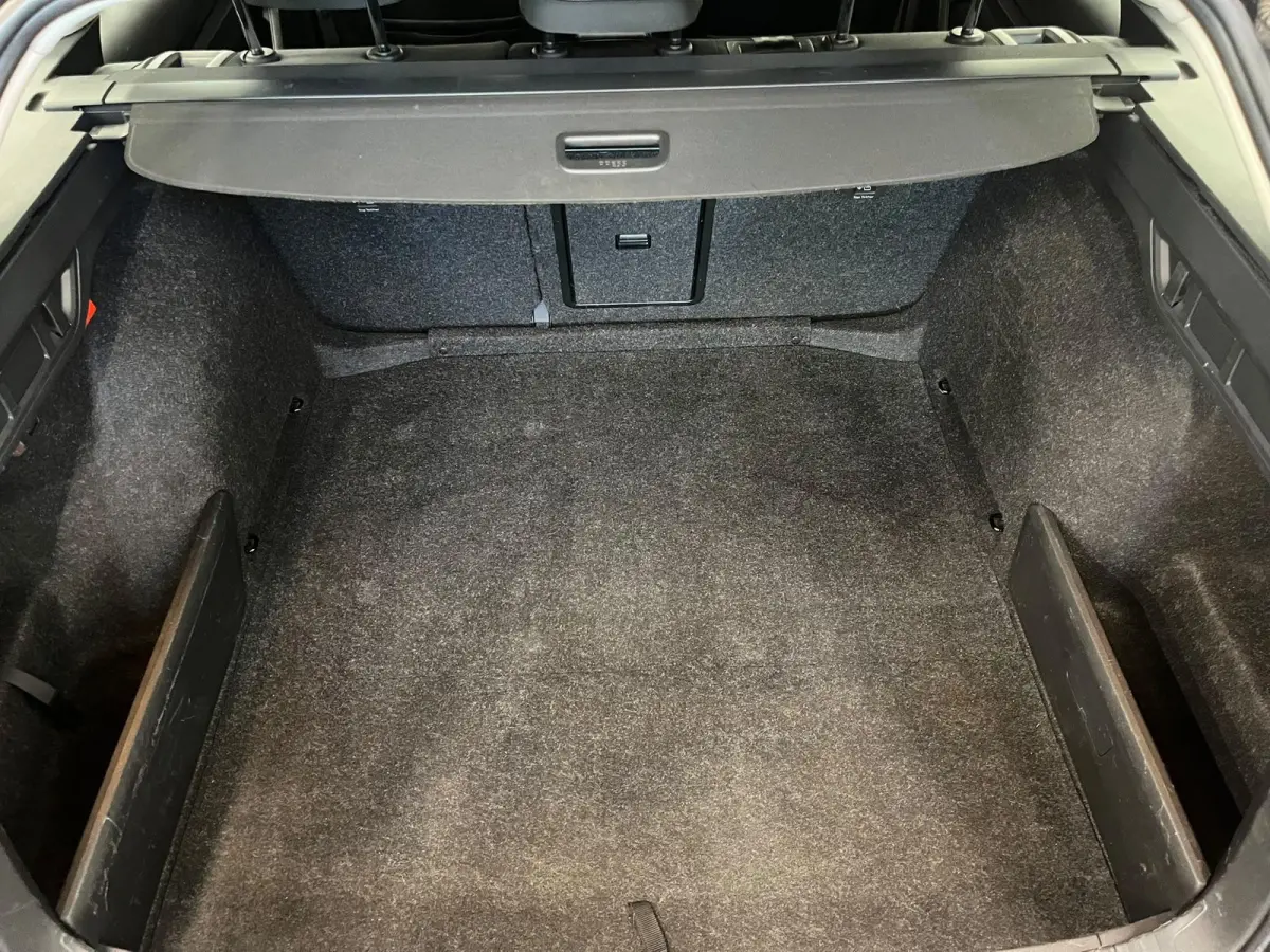 1.0 e-TSI Business Edition Trekhaak Airco ECC Navi Wireless Carplay PDC VA Full LED Virtual Cockpit Cruise Control