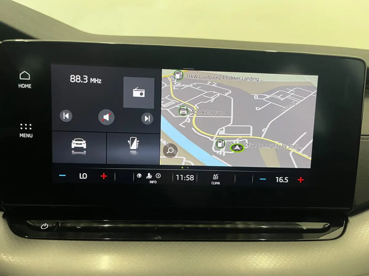 1.0 e-TSI Business Edition Trekhaak Airco ECC Navi Wireless Carplay PDC VA Full LED Virtual Cockpit Cruise Control