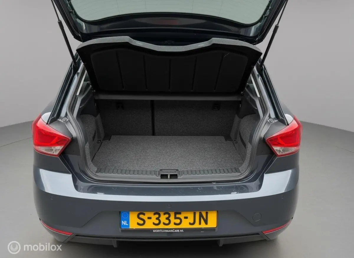 1.0 EcoTSI Style | NAP | Climate control | Nederlandse Auto | Donkergrijs Metallic | 2023