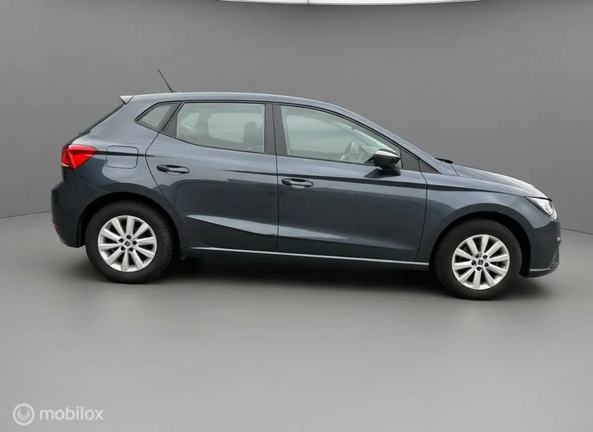 1.0 EcoTSI Style | NAP | Climate control | Nederlandse Auto | Donkergrijs Metallic | 2023