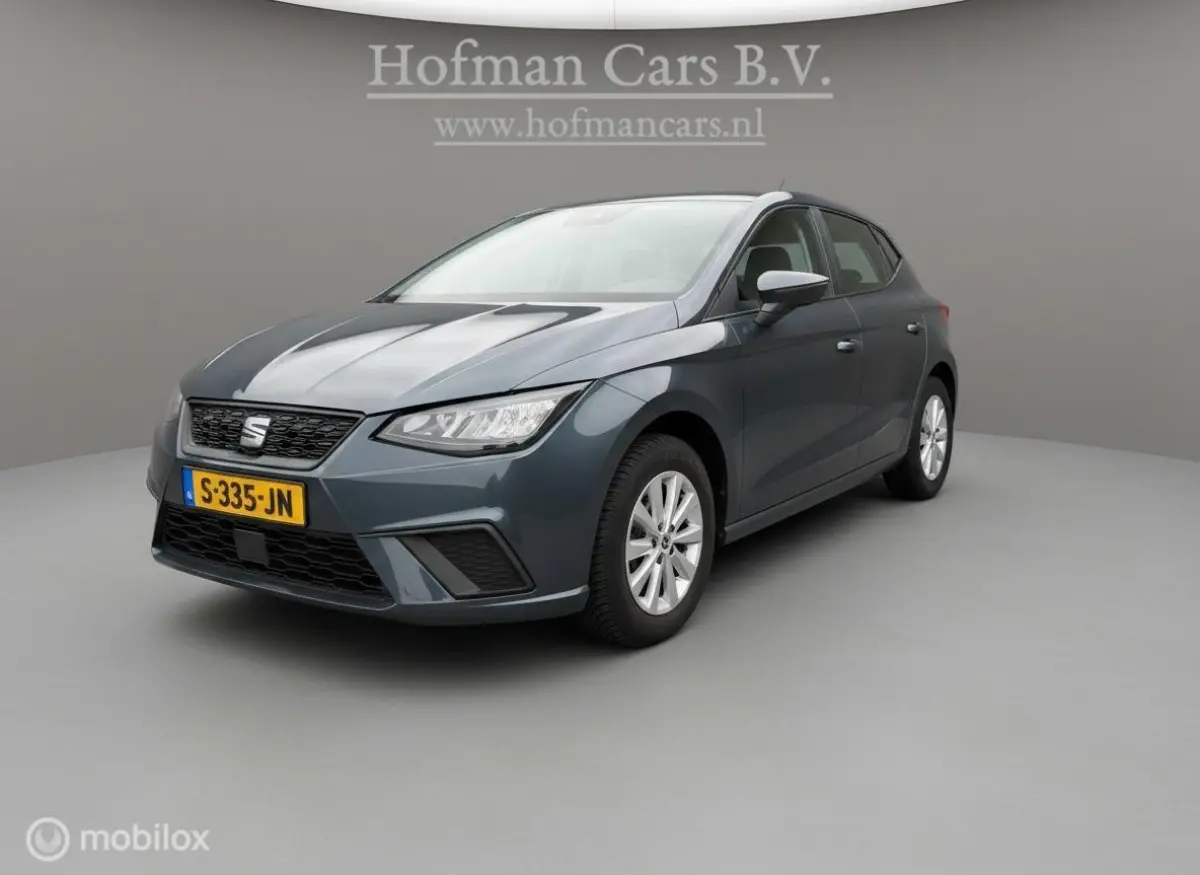 1.0 EcoTSI Style | NAP | Climate control | Nederlandse Auto | Donkergrijs Metallic | 2023