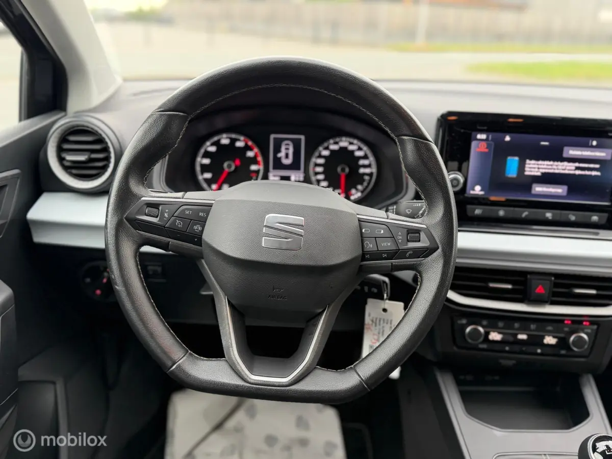 1.0 EcoTSI Style | NAP | Climate control | Nederlandse Auto | Donkergrijs Metallic | 2023