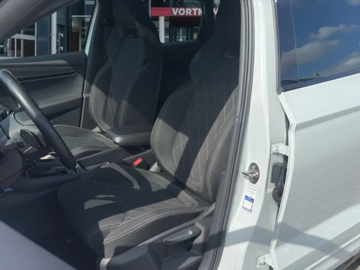 2.0 TDI DSG 4X4 SPORTLINE TREKHAAK/PANO-DAK/CAM/ELEK-KLEP/CRUISE/STOELVERW