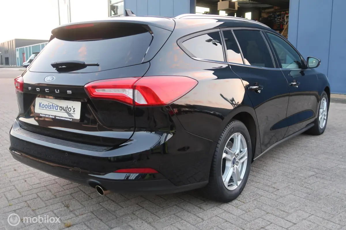 1.0 EcoBoost EDITION EDITION CARPLAY, NAVI, CRUISECONTROL