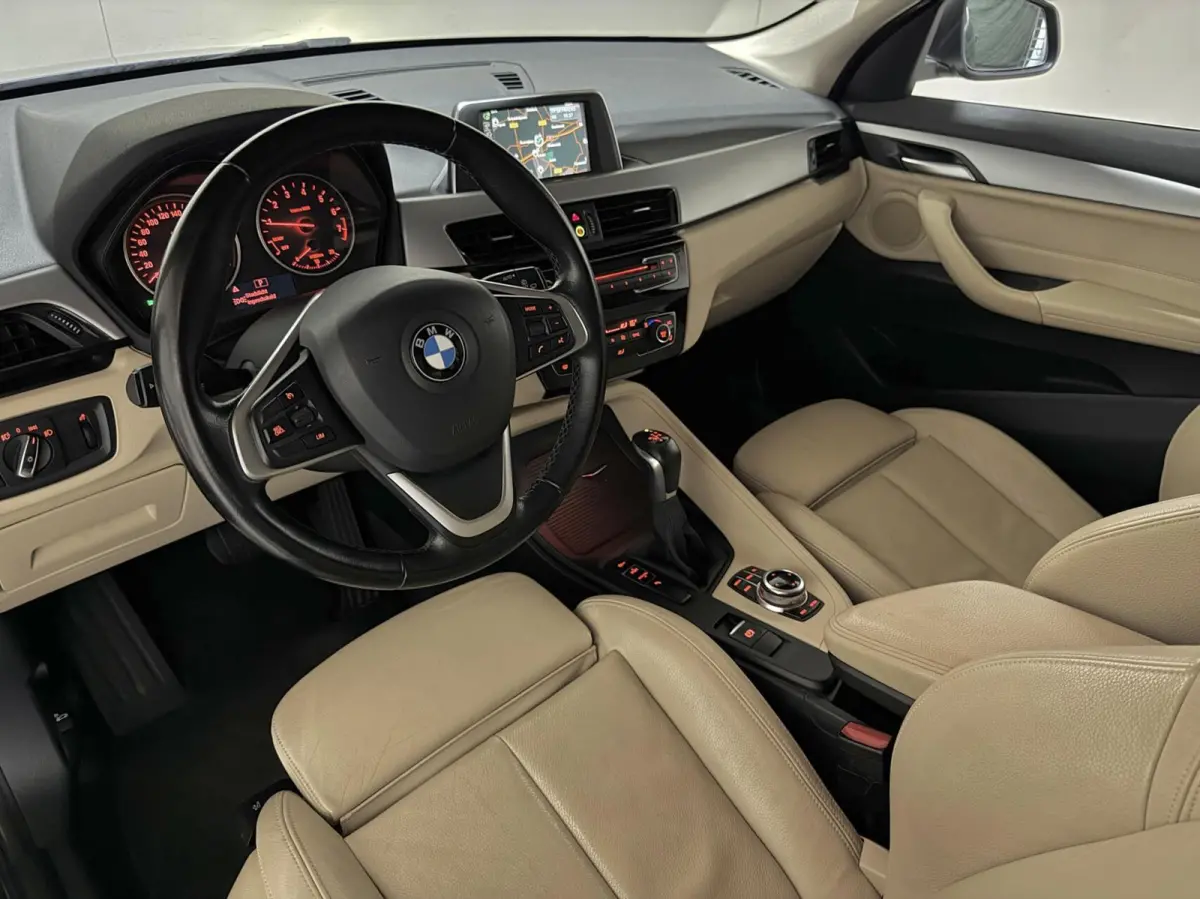 sDrive18i High Executive Leer Navi Cruise Trekh. NAP