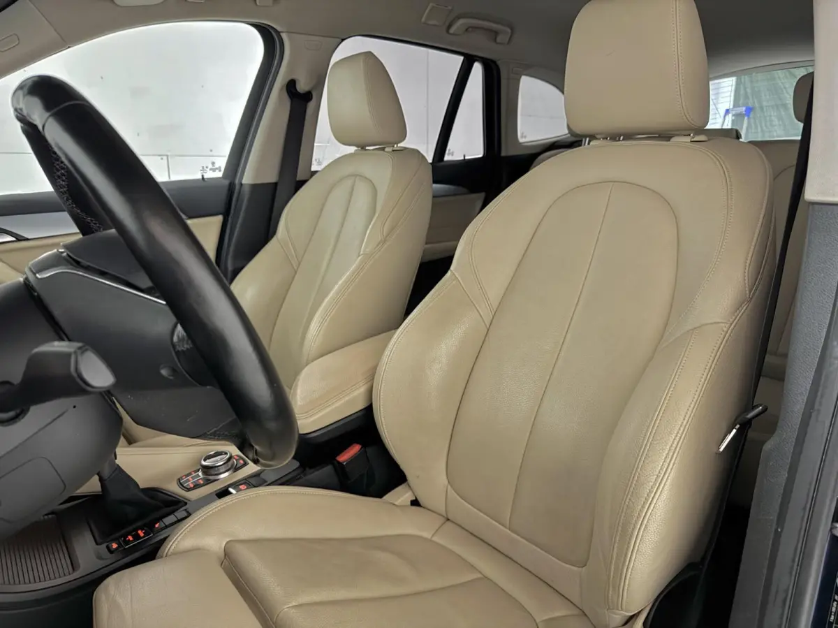 sDrive18i High Executive Leer Navi Cruise Trekh. NAP