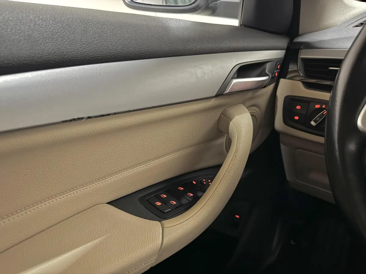 sDrive18i High Executive Leer Navi Cruise Trekh. NAP
