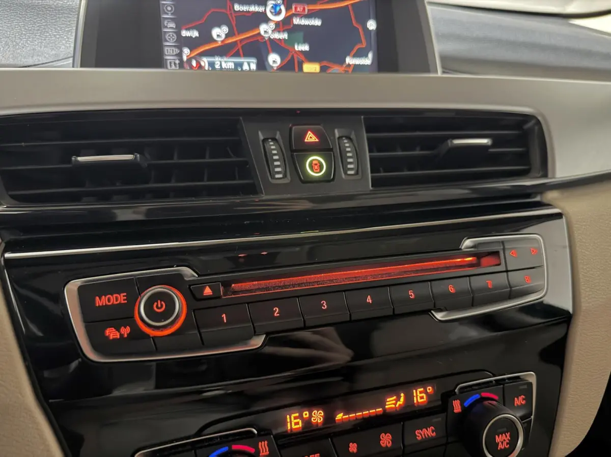 sDrive18i High Executive Leer Navi Cruise Trekh. NAP