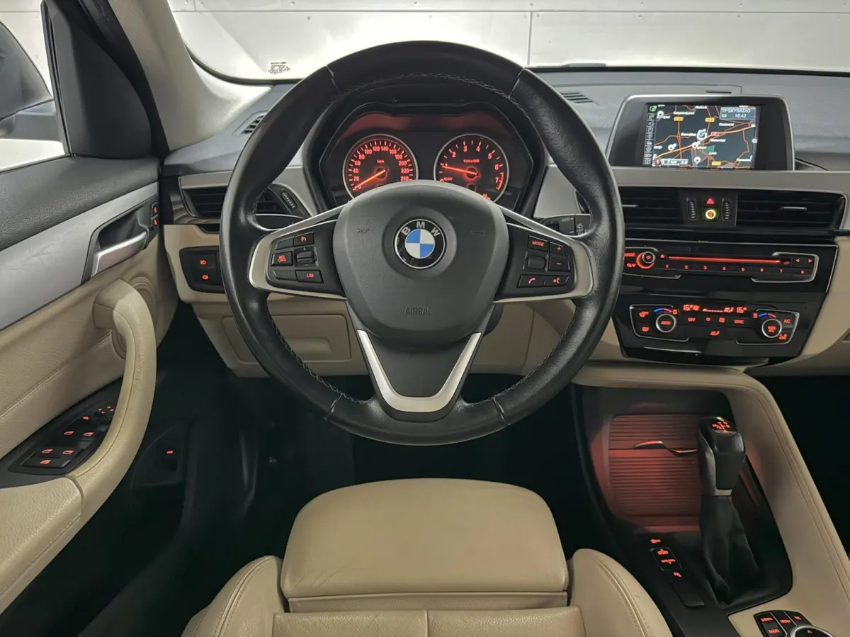 sDrive18i High Executive Leer Navi Cruise Trekh. NAP
