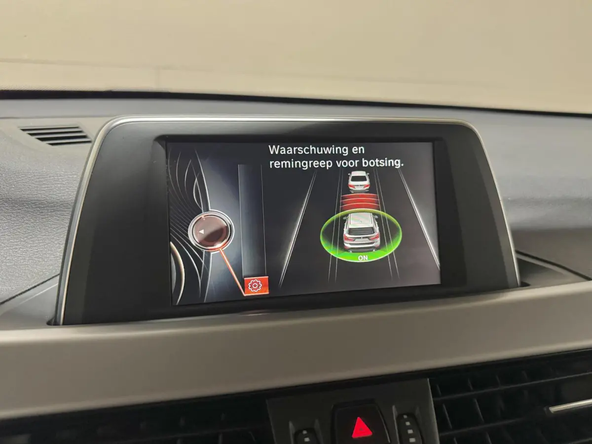 sDrive18i High Executive Leer Navi Cruise Trekh. NAP