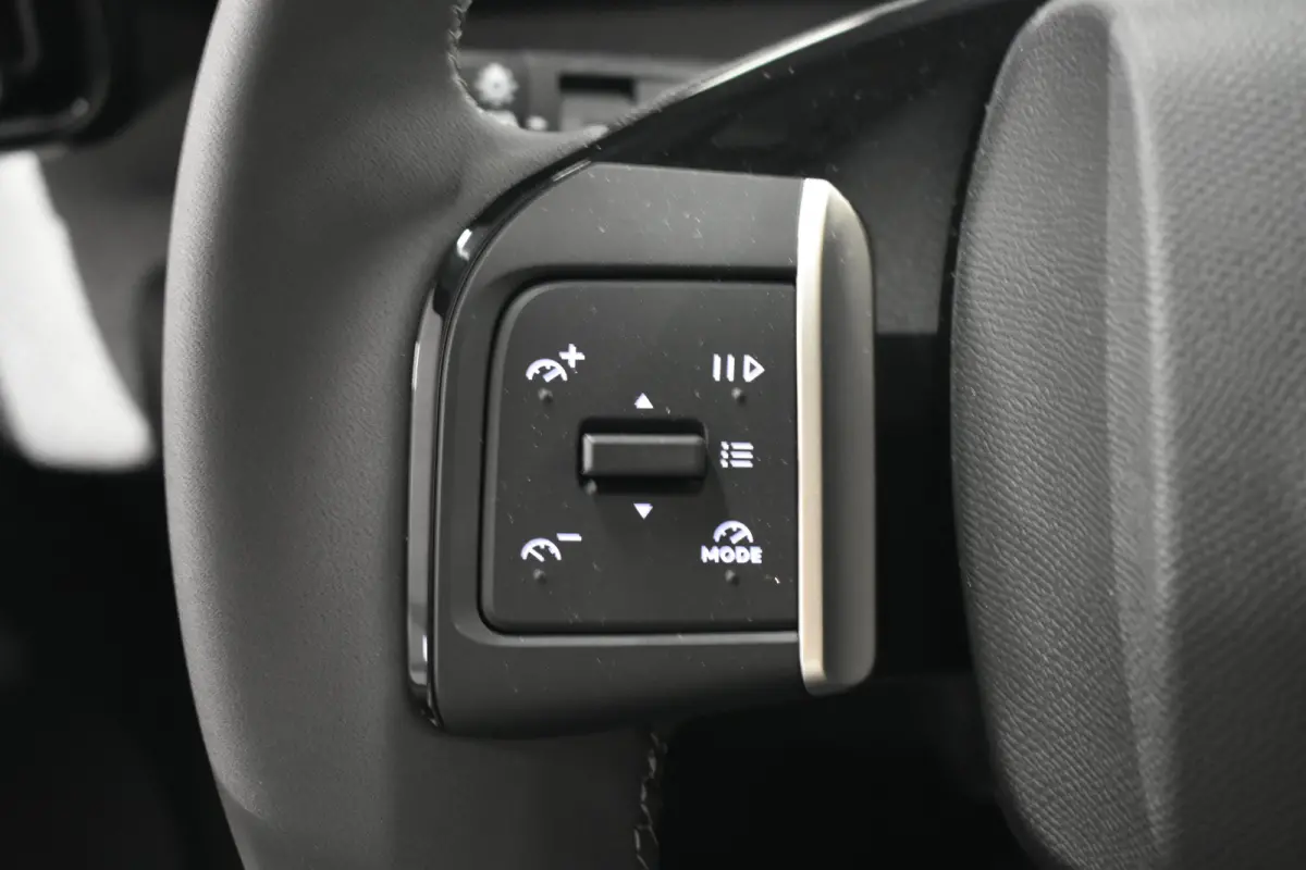 1.2 Turbo 100pk Plus | Carplay | Airco | Cruise Control | DAB | Telefoon | Apple Carplay/Android Auto|telefoonintegratie premium | Audio installatie | Buitenspiegels verwarmbaar