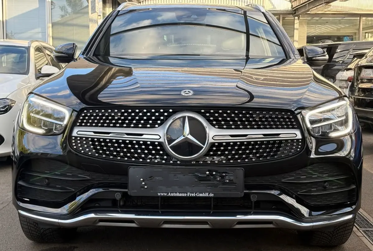 200 4M AMG ** LED, MBUX+, PRIVACY, SPIEGEL- PACK, 19-inch LMV, DODE HOEK ** UNFALLFREI - VOL. MB-ONDERH. ** ** INFORMEER OOK NAAR ONZE AANTREKKELIJKE FINANCIAL-LEASE TARIEVEN **