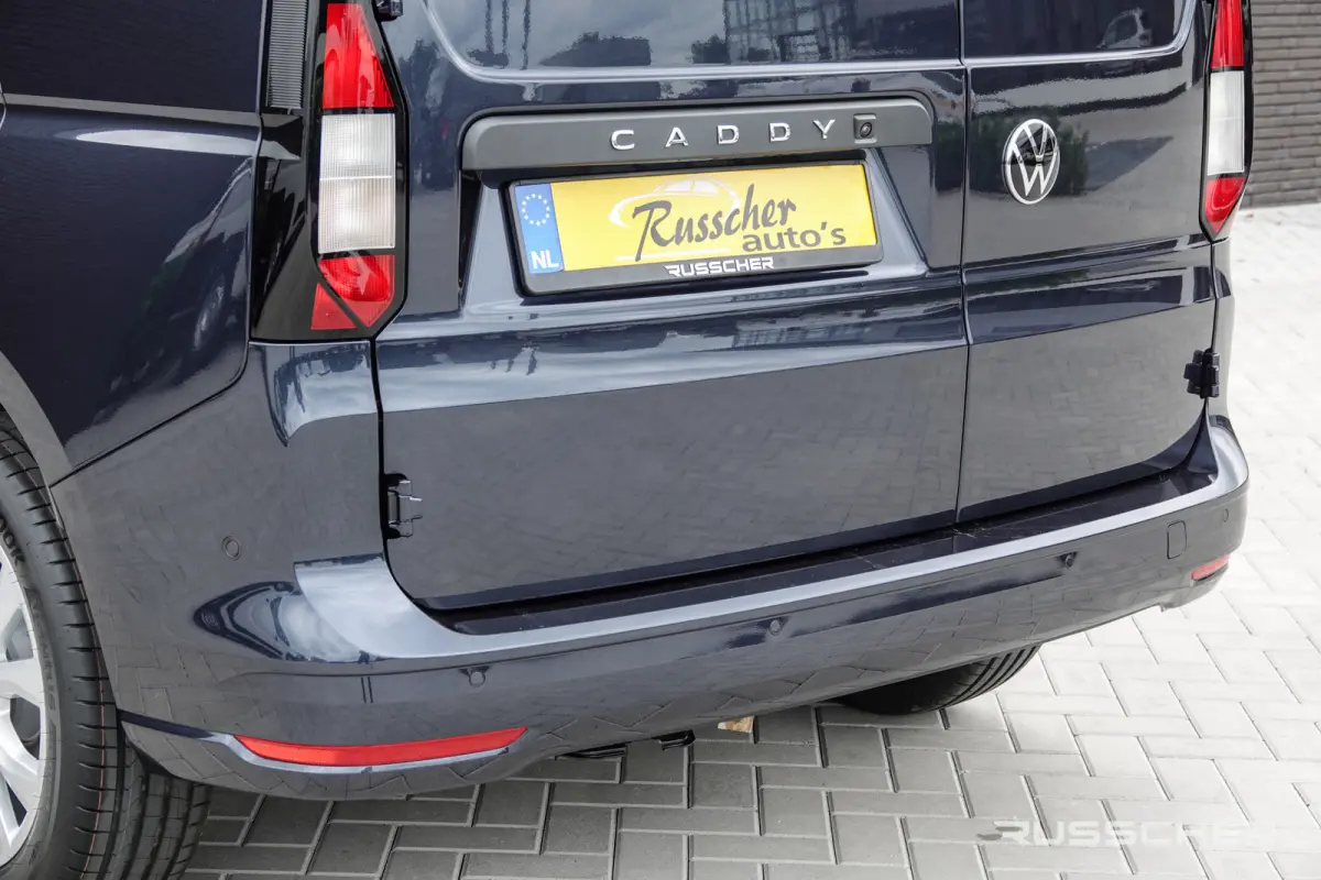 L1 | 2.0Tdi 122Pk Aut. | Style | Stoel-Stoel | Achteruitrijcamera | 17'' | Starlight Blue