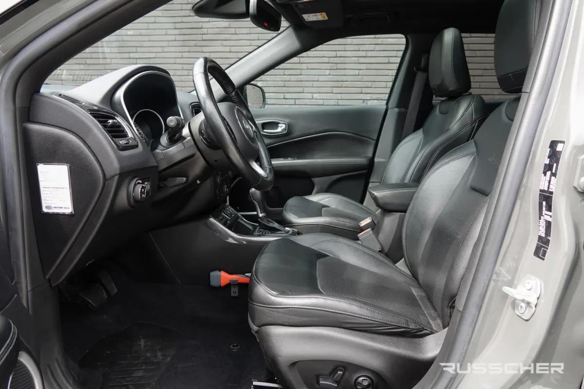 1.3T S 150Pk Aut. | Panoramadak | Leder | Achteruitrijcamera | 19''