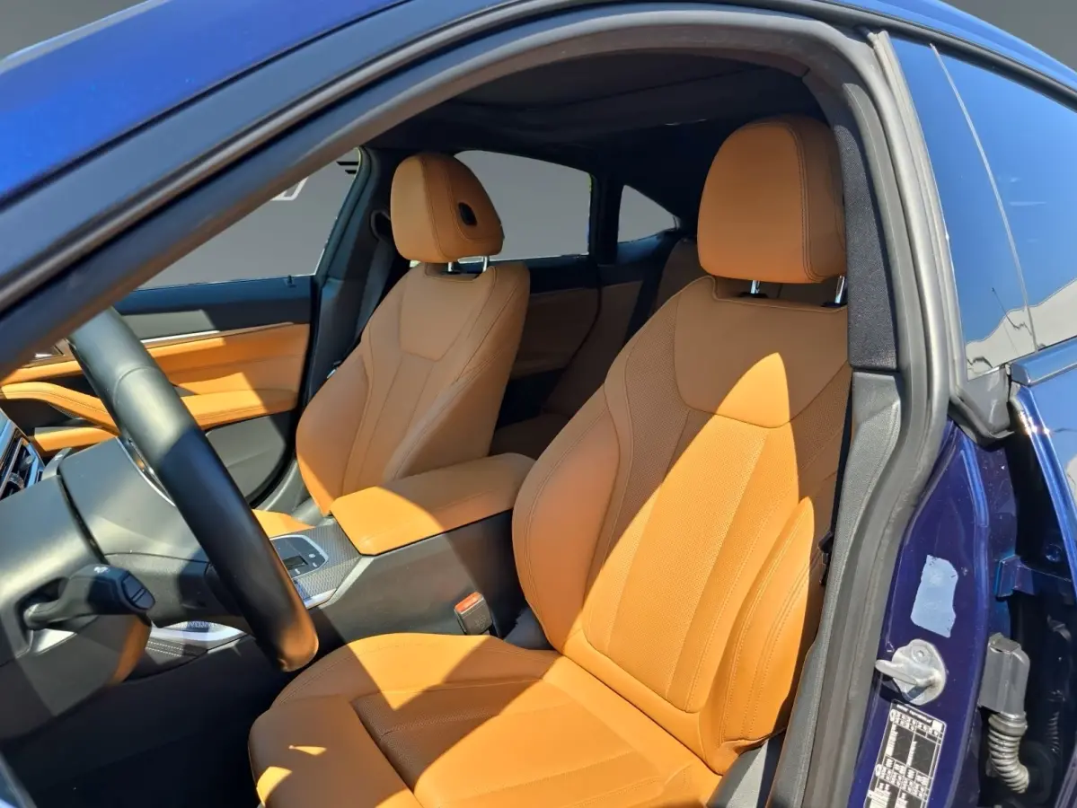 eDrive40 M-SPORT 84 kWh (250kW/340pk) ** LEDER, TREKH, PANO, H&K SOUND, 18-inch LMV ** 1e EIG - UNFALLFREI ** ** INFORMEER OOK NAAR ONZE AANTREKKELIJKE FINANCIAL-LEASE TARIEVEN **