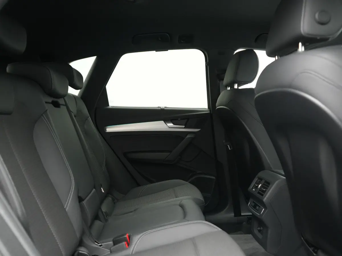 50 TFSI e S Line PHEV 300pk Dealer O.H. | Matrix LED | 360 Camera | Bang & Olufsen Audio | Sfeerverlichting | Keyless | Elektrische Sportstoelen Verwarmd | Navigatie | DAB | Cruise Control |