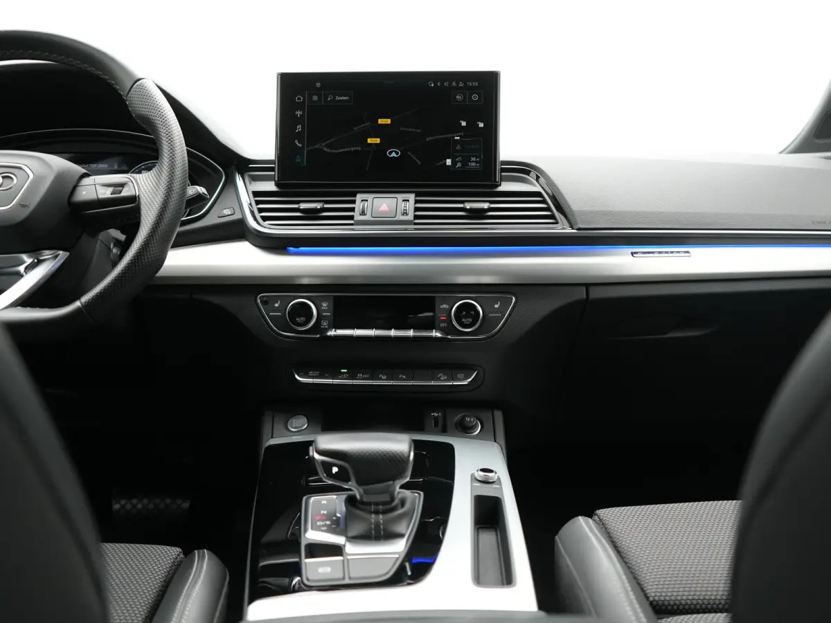 50 TFSI e S Line PHEV 300pk Dealer O.H. | Matrix LED | 360 Camera | Bang & Olufsen Audio | Sfeerverlichting | Keyless | Elektrische Sportstoelen Verwarmd | Navigatie | DAB | Cruise Control |